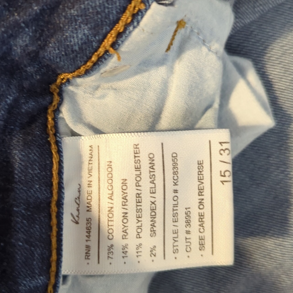 KanCan Estilo Jeans Women Size 15 / 31 Blue Distressed - Picture 6 of 14